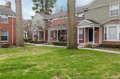 /international/us/723-n-old-woodward-avenue-birmingham-mi-110107627407/