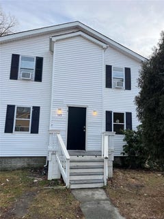 /international/us/149-washington-drive-mastic-beach-ny-110104813490/