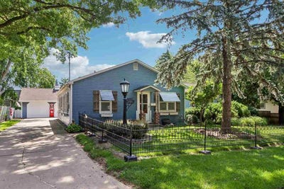 /international/us/532-olive-st-iowacity-ia-110109888914/