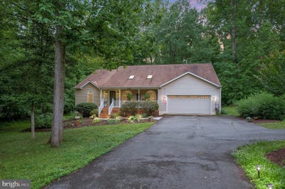 /international/us/2402-lakeview-parkway-locust-grove-va-110108393101/
