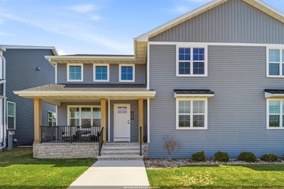 /international/us/209-red-cedar-parkway-kimberly-wi-110107172572/