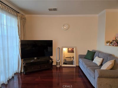 /international/us/17755-bronte-road-chino-hills-ca-110108478025/