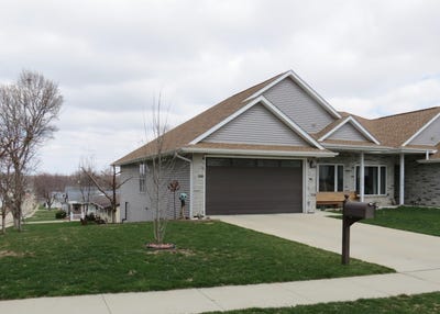 /international/us/314-e-locust-street-maquoketa-ia-110107058435/