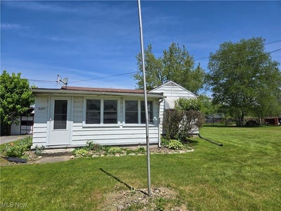 /international/us/8153-lindberg-street-masury-oh-110096828890/