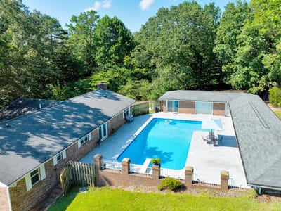 /international/us/9003-w-old-lovelady-road-hixson-tn-110101215205/?lang=en