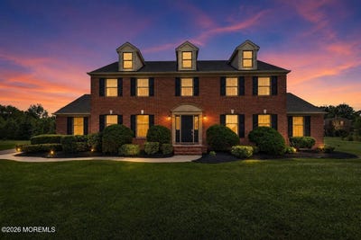 /international/us/8-sweetbriar-court-mullica-hill-nj-110119527725/