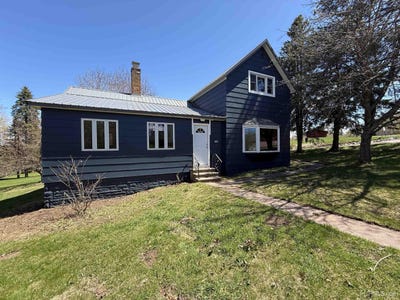 /international/us/409-s-peck-street-bessemer-mi-110107992999/