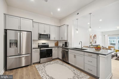 /international/us/700-mount-airy-terrace-ne-leesburg-va-110100454709/