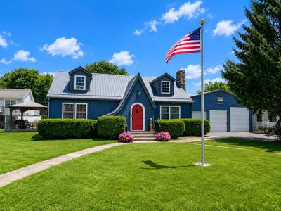 /international/us/128-clermont-avenue-russells-point-oh-110109562682/