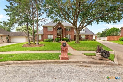 /international/us/416-edgewater-victoria-tx-110101317325/