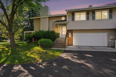 /international/us/719-evergreen-court-burnsville-mn-110109511672/