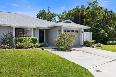 /international/us/11-lake-forest-court-n-palm-coast-fl-110098762060/