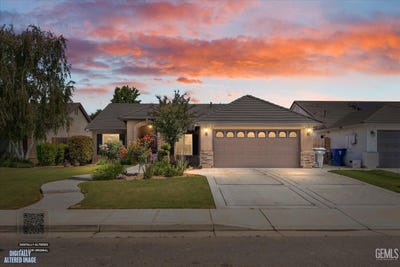 /international/us/13512-deerlodge-court-bakersfield-ca-110107881085/