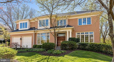 /international/us/7016-winterberry-lane-bethesda-md-110109804143/