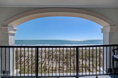 /international/us/790-new-river-inlet-road-north-topsail-beach-nc-110103292728/