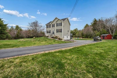 /international/us/63-chester-turnpike-hooksett-nh-110107665492/
