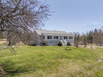 /international/us/629-fern-avenue-long-island-me-110098088020/