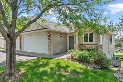 /international/us/1102-highpoint-court-new-richmond-wi-110100022526/