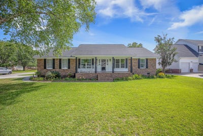 /international/us/1606-waterside-boulevard-moncks-corner-sc-110099328880/?lang=en