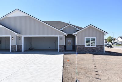 /international/us/422-zions-st-shelley-id-110103114646/
