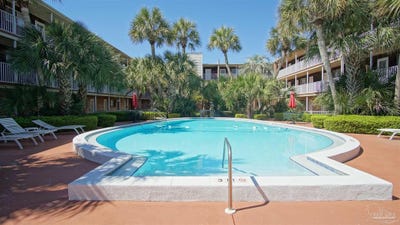 /international/us/600-scenic-hwy-pensacola-fl-110107342925/