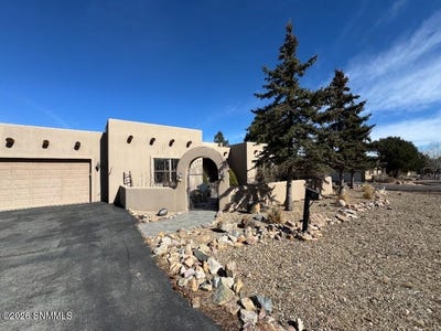 /international/us/809-high-mesa-road-alto-nm-110106093525/