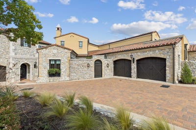 /international/us/10-comillas-drive-westlake-tx-110101480478/