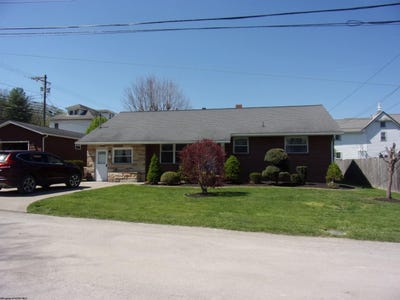 /international/us/4-tucker-street-buckhannon-wv-110107166655/
