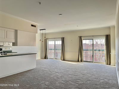 /international/us/212-middle-street-new-bern-nc-110107000860/