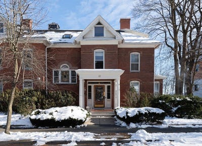 /international/us/61-crescent-st-northampton-ma-110104221258/
