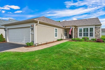 /international/us/13535-ivy-drive-huntley-il-110108437277/