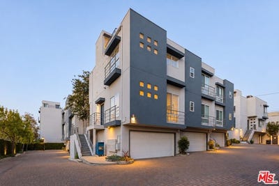 /international/us/1098-everett-pl-los-angeles-ca-110120149194/