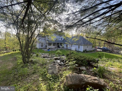 /international/us/620-stonebridge-drive-selinsgrove-pa-110107986419/