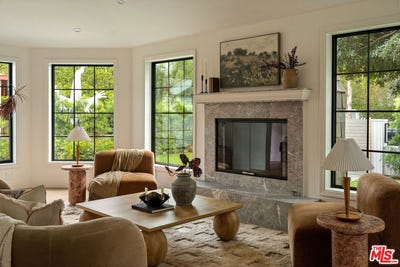 /international/us/851-dickson-st-marina-del-rey-ca-110104583349/