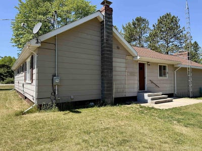 /international/us/10076-state-hwy-m35-highway-gladstone-mi-110108548098/