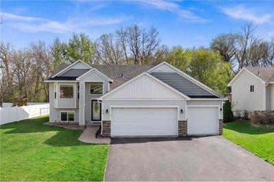 /international/us/612-6th-street-n-montrose-mn-110107653917/