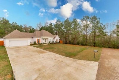 /international/us/18409-gallatin-drive-loranger-la-110104871665/