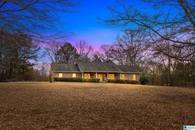/international/us/814-deer-trace-road-pell-city-al-110105238053/