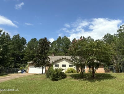 /international/us/12-minerva-road-kilmichael-ms-110099897058/