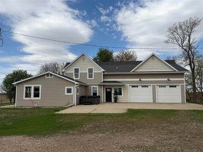 /international/us/2540-510th-st-lemars-ia-110107954753/