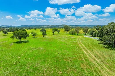 /international/us/1314-saddle-club-dr-kerrville-tx-110101220639/