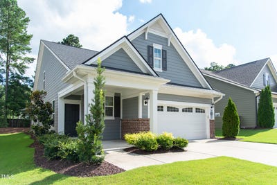 /international/us/12413-angel-vale-place-durham-nc-110101135988/