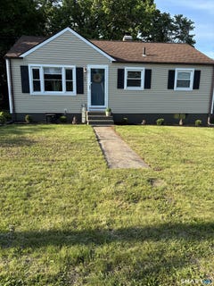 /international/us/130-round-hill-road-meriden-ct-110106587949/