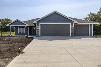 /international/us/5315-nw-beaumont-st-topeka-ks-110101482234/