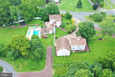/international/us/234-w-church-street-blackwood-nj-110098189783/