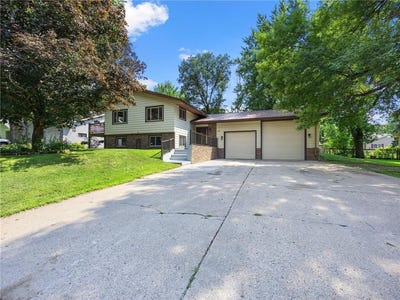 /international/us/135-knollwood-street-w-annandale-mn-110101244717/?lang=en