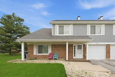 /international/us/15826-farm-hill-drive-orland-park-il-110108164700/