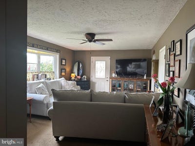 /international/us/238-new-street-e-glassboro-nj-110101422381/?lang=id