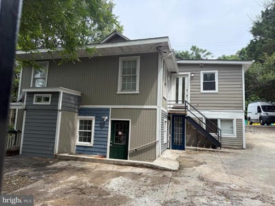 /international/us/5005-quincy-st-bladensburg-md-110108633150/