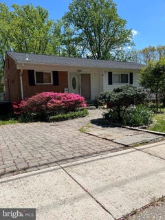 /international/us/9807-arbor-hill-drive-silver-spring-md-110107163968/